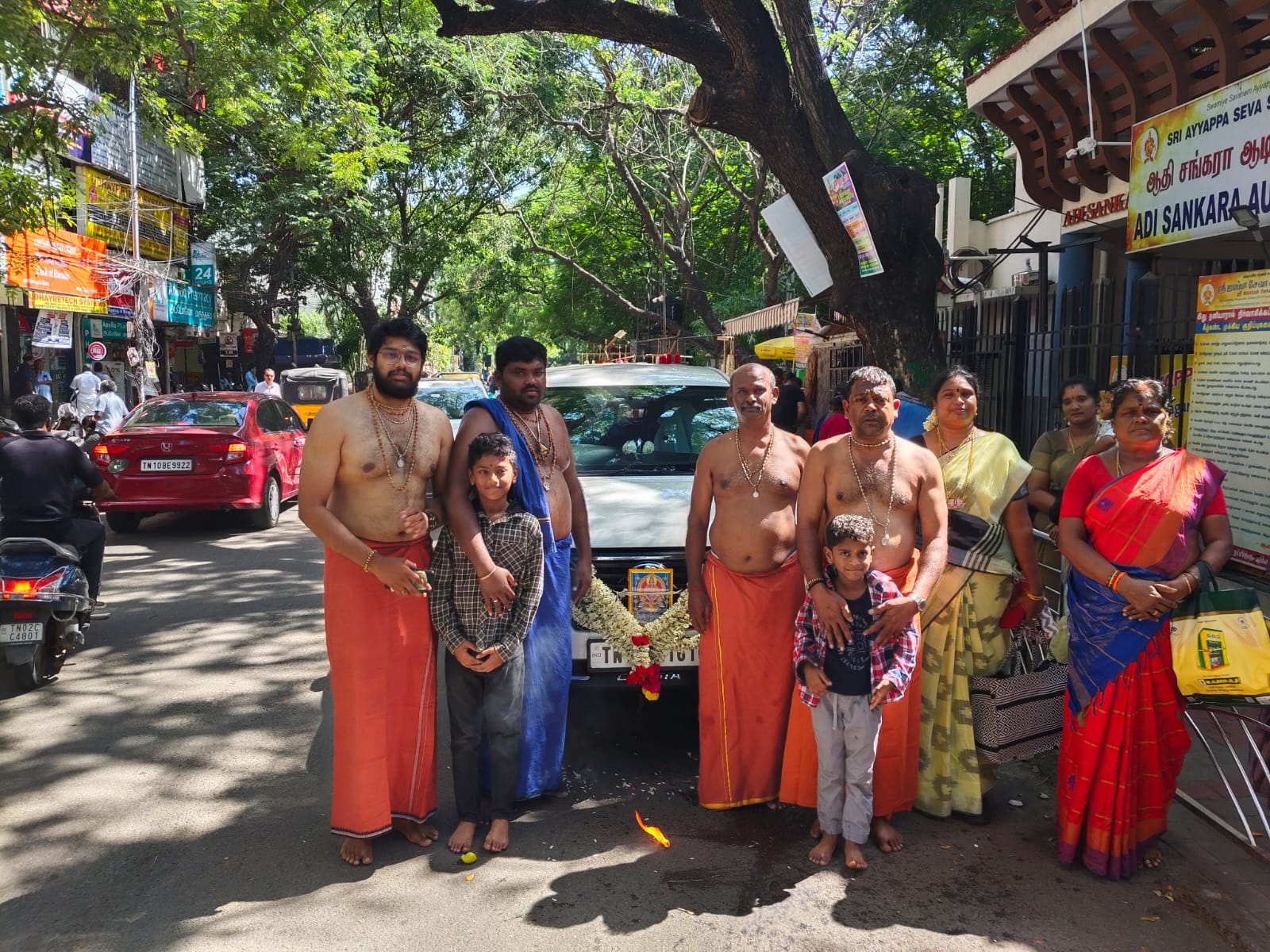 Happy Devotees Tirupati Tour